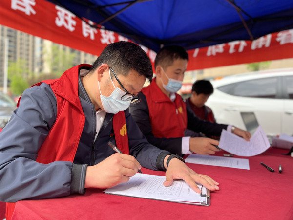 碧桂园服务河南区域党支部爱心献血活动持续进行中