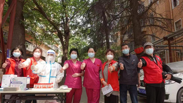 青春战“疫”无悔芳华 －记邓州市人民医院援郑护士王喃喃