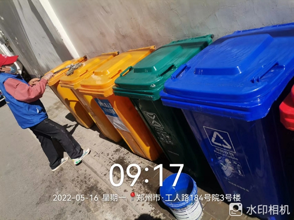 郑州市中原区林山寨街道：疫情之下，垃圾分类“不停歇”