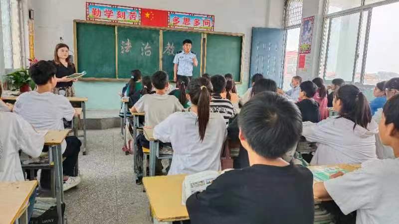 宁陵县赵村乡实验小学开展法制宣传进校园活动