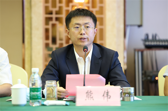 河南省中药现代化产业研究院建设方案论证会在郑州召开