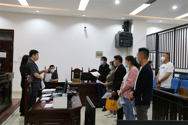 南召县法院在“六一”前夕再次发出《家庭教育令》
