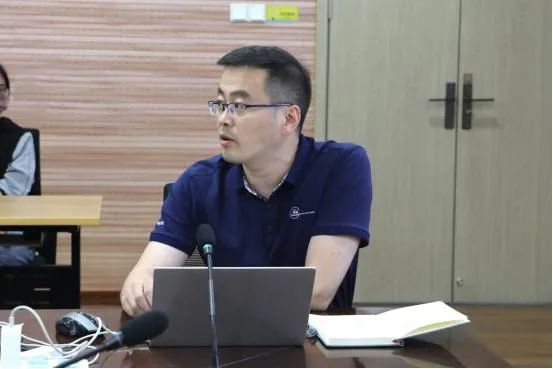 郑州工商学院举办大数据技术人才培养与专业建设研讨会