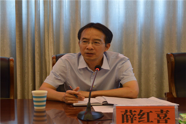 南阳中院党组成员、副院长薛红喜到邓州法院调研指导