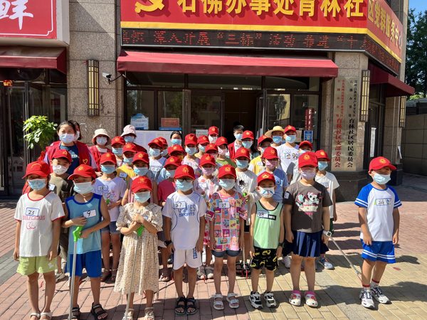 郑州高新区石佛办事处育林社区开展青少年大清洁活动