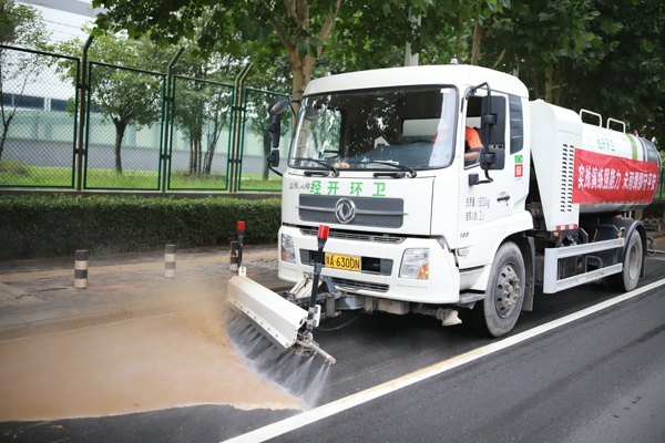 实战演练强能力 未雨绸缪守平安 傲蓝得环境举行城市防汛应急演练