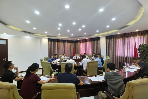 邓州市法院召开优化营商环境工作反思会