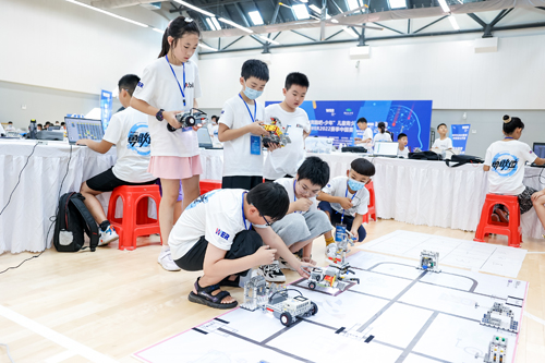 WER世界教育机器人2022赛季·中国赛区河南省公开赛在郑州举行