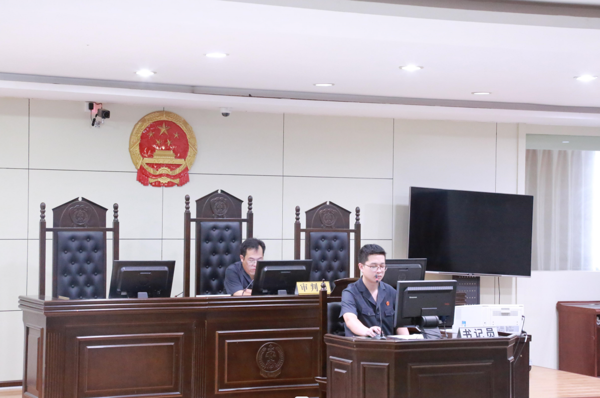 镇平县法院：开展庭审观摩活动  促进审判质效提升