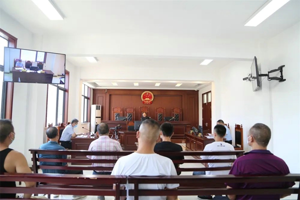 邓州市法院：邀请“法律明白人”旁听庭审  共促乡村纠纷多元化解