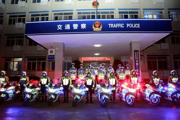 【百日行动】视频巡查 警便结合 铁骑合围 郑州交警多举措查处摩托车违法行为