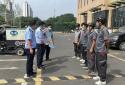 百日行动丨郑州交警十一支队开展安全宣传 筑牢安全防线