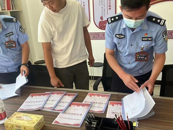 【百日行动】严把交通安全关 开展节前安全检查 郑州交警十一支队进企业 除隐患 遏事故