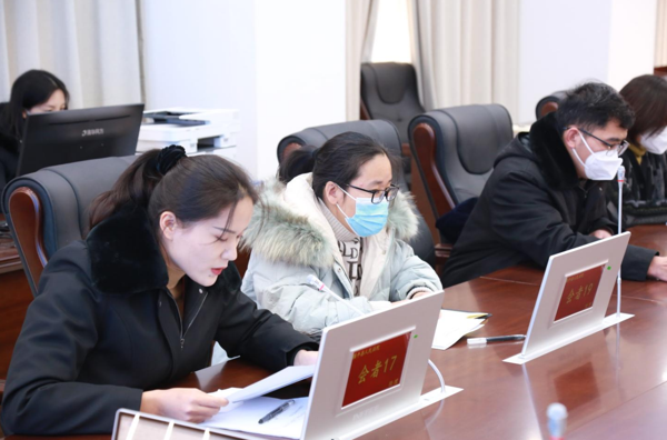 镇平县法院召开2022年理论研讨会