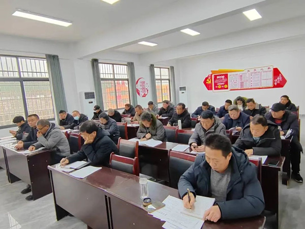邓州市张村镇中心学校召开新学期开学工作