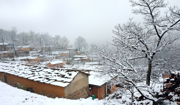 河南林州：春雪落太行 风景美如画