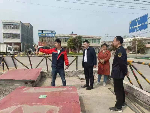 邓州市汲滩镇：三个加强 筑牢安全防线