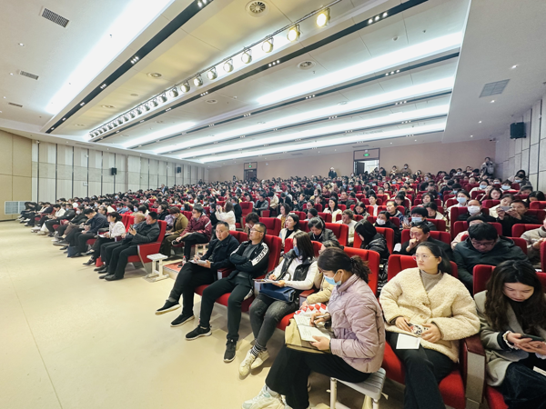 宁陵县教体局教研室召开2023年春中小学作业设计培训会