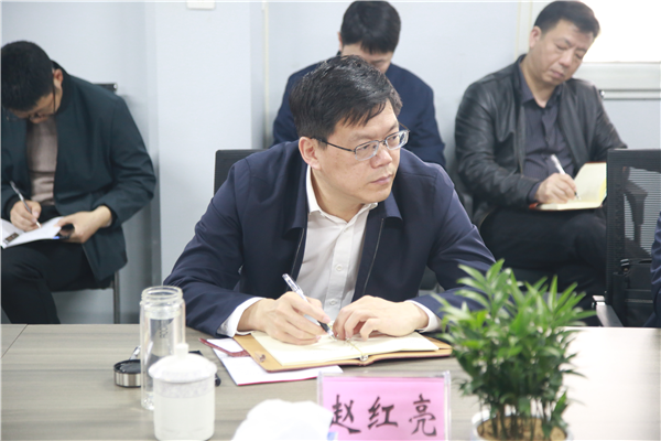 河南机电职业学院领导到新野县商洽合作办学事宜