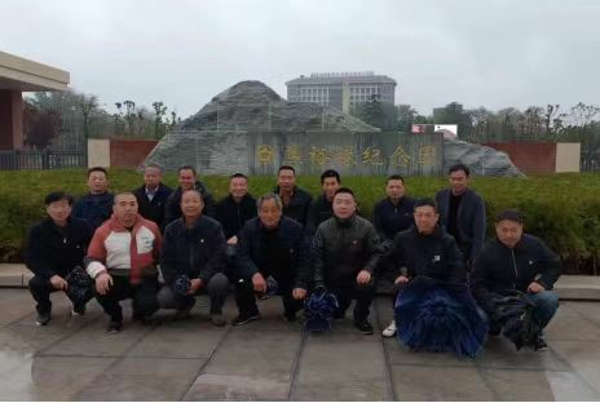 太康县退役军人事务局组织军休干部参观红色教育基地