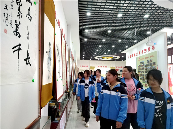 著名书法家王树人书法艺术作品展在唐河县源潭镇举办