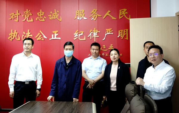 河南省政府办公厅副主任张发成一行到新蔡县调研平安建设工作