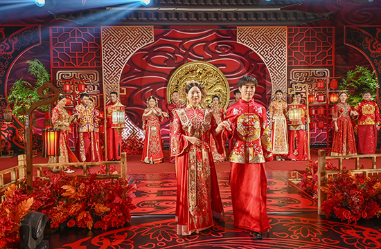 河南仙门山周制婚礼大热，彰显青年人对传统文化的自信追求