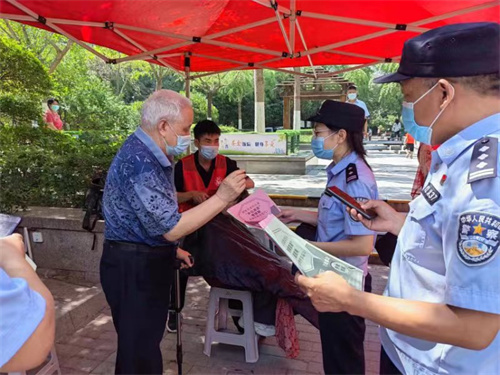 郑州二七警方大学路派出所“两个精准”开展社会治安防控体系建设