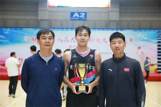 黄河科技学院获得河南省第十九届大学生科技文化艺术节男子篮球总决赛亚军
