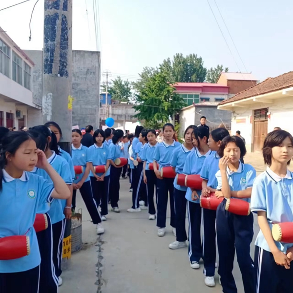 新蔡县陈店镇向阳学校关工委开展防溺水宣传教育活动