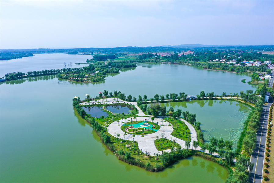 河南光山：龍山湖國家濕地公園風景如畫