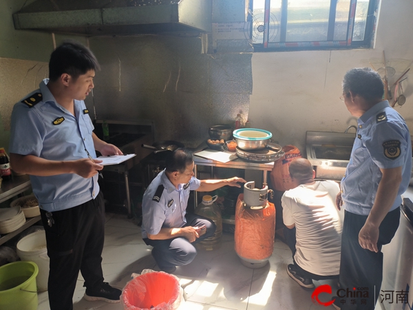 新蔡县棠村镇：消防安全检查 防患于未“燃”
