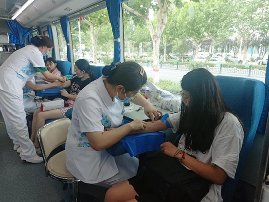 ​信阳市平桥区首个爱心献血屋正式启用