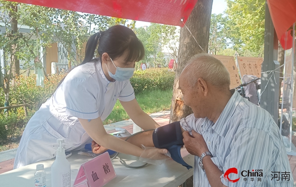 ​西平县人民医院：患者安全日里义诊受好评-天天快播