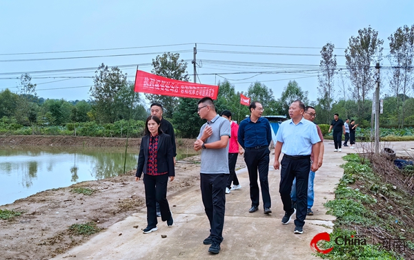 ​西平县农业农村局组织观摩组赴信阳市观摩水产绿色健康养殖“五大行动”骨干基地建设