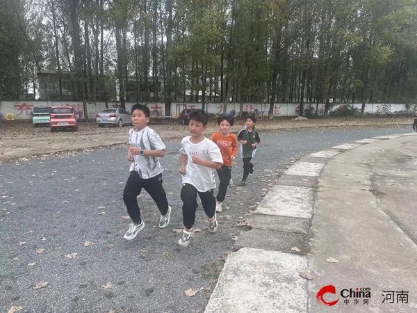 ​西平县专探中心校举办第一届中小学生运动会