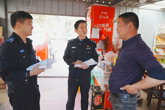 环球头条：​淮滨社区民警任行俊：一心扑在社区警务工作中