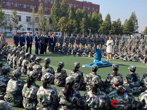 ​西平县妇联举办“急救技能进校园”活动