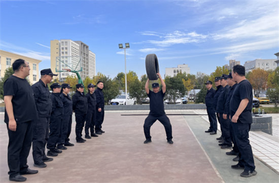 唐河县法院司法警察大队开展警务训练