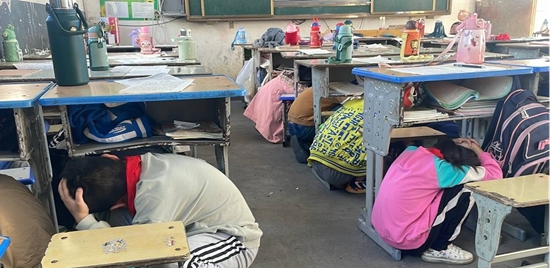 ​潢川县教体局组织全县中小学幼儿园开展在校学生地震防范知识教育活动