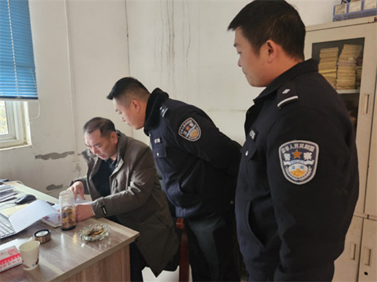南阳宛城法院：被执行人东躲西藏，躲不过干警的回马枪