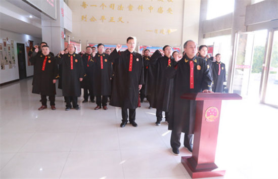 镇平县法院开展多形式法治宣传活动