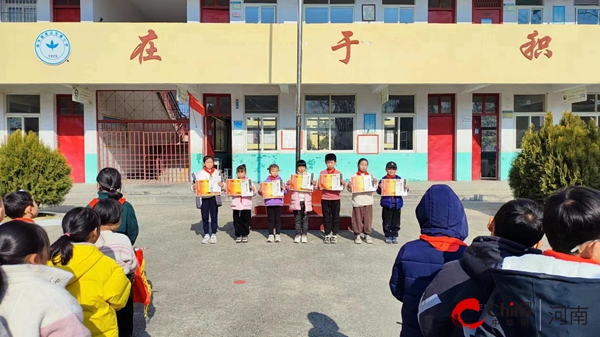 ​书法润童心 墨香飘校园——西平县焦庄毛寨小学举行硬笔书法比赛活动