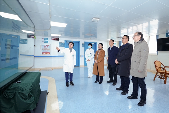 ​信阳市中心医院赴河南省肿瘤医院对接省级癌症区域医疗中心建设工作