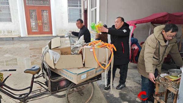 环球微速讯：​西平县蔡寨乡组织帮扶人入户排查安全隐患