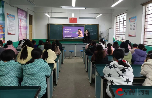 当前快播：​西平县人和三和小学开展“预防性侵”主题教育活动