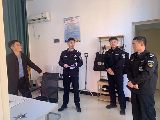 新县公安局：“四心四零”做实社区警务 全力打造平安卡房