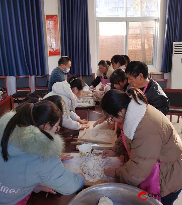 ​西平县焦庄乡举办2023年我们的节日“情暖冬至 弘扬传统”包饺子活动