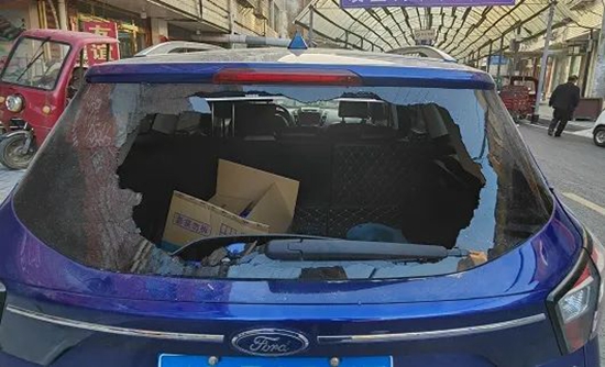 世界快讯:​新县千斤派出所民警快速追回车内被盗财物