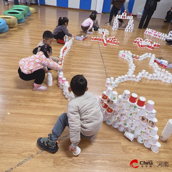​“建”有乐趣，“构”有深度——西平县直第二幼儿园建构展示活动